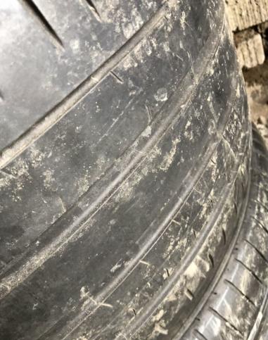 Pirelli P Zero PZ4 315/30 R22