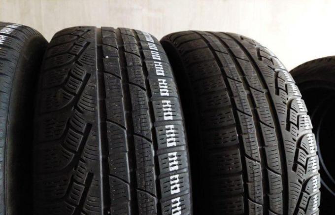 Pirelli Winter Sottozero II 225/45 R18