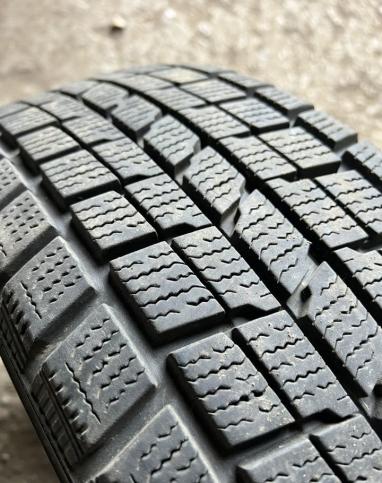 Dunlop DSX 215/60 R16