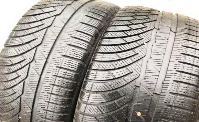 Michelin Pilot Alpin 4 275/40 R19