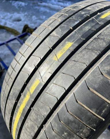 Pirelli P Zero PZ4 315/35 R21