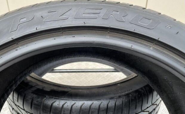 Pirelli P Zero 225/35 R19