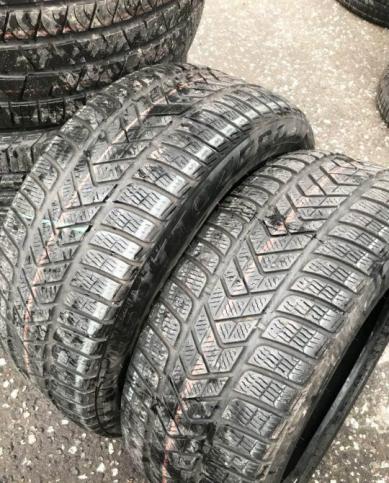 Pirelli Winter Sottozero 3 275/40 R18