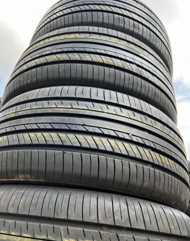 Yokohama Advan dB V552 255/45 R18