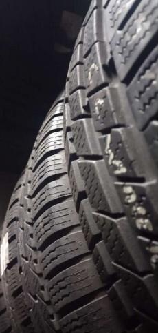 Continental ContiCrossContact Winter 215/70 R16 V