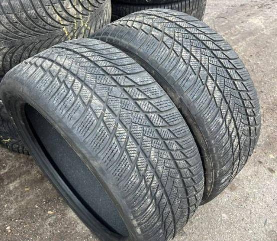 Bridgestone Blizzak LM-001 255/40 R20