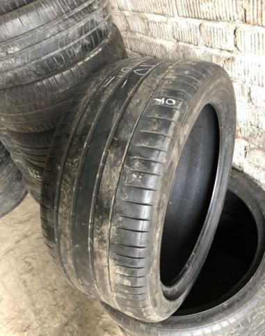 Pirelli P Zero PZ4 315/35 R21