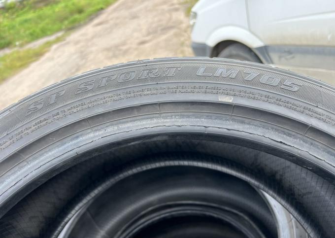 Dunlop SP Sport LM705 245/45 R19