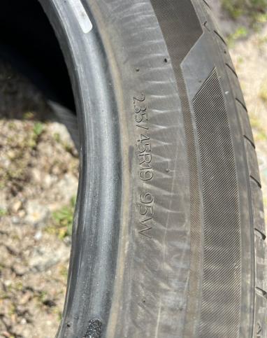 Hankook Ventus S1 Evo 3 K127 235/45 R19