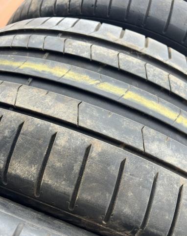 Pirelli P Zero PZ4 275/40 R21 и 315/35 R21