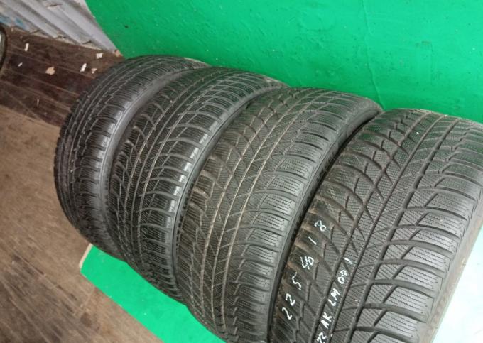 Bridgestone Blizzak LM-001 225/40 R18