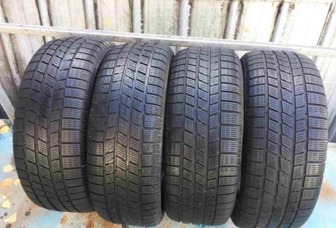 Pirelli Winter 210 Snowsport 225/55 R16