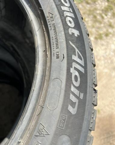 Michelin Pilot Alpin 4 285/40 R19