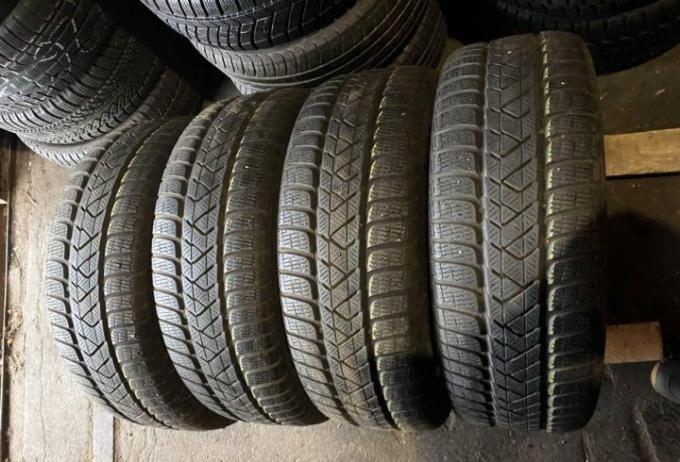 Pirelli Winter Sottozero 3 205/60 R16