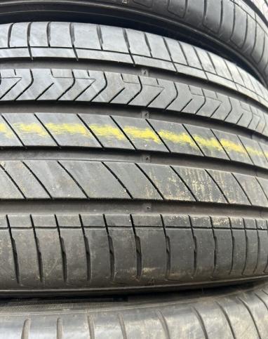 Kumho Majesty 9 Solus TA91 245/45 R19