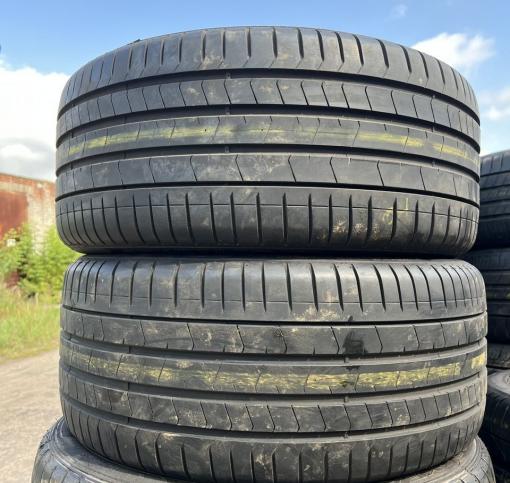 Pirelli P Zero PZ4 255/35 R19