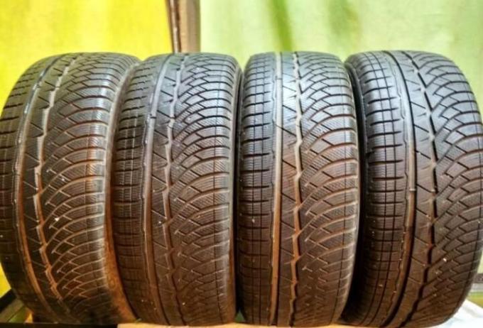 Michelin Pilot Alpin 4 235/55 R17