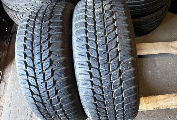 Bridgestone Blizzak LM-25 205/55 R16