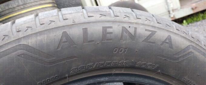 Bridgestone Alenza 001 235/55 R18