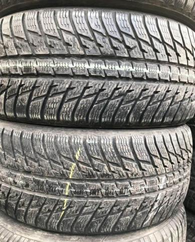 Nokian Tyres WR SUV 3 235/55 R20