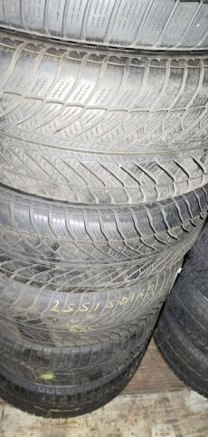 Goodyear Wrangler Ultra Grip 255/50 R19