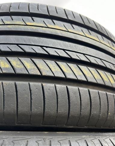 Yokohama Advan dB V552 255/45 R18