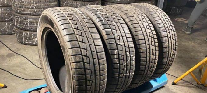 Yokohama W.Drive V902 255/40 R20