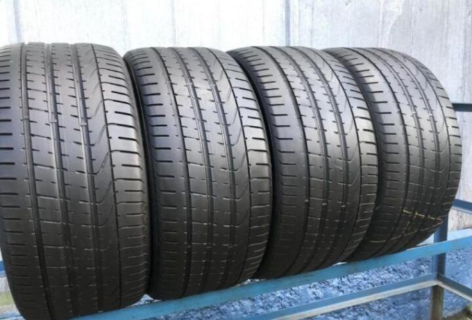 Pirelli P Zero 265/40 R21