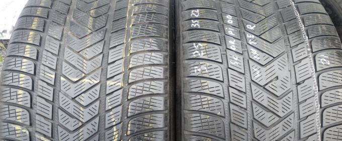 Pirelli Scorpion Winter 325/35 R22 114W