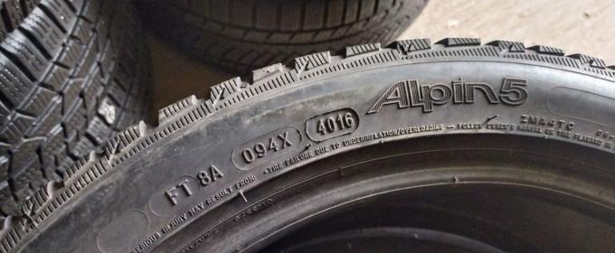 Michelin Alpin 5 225/45 R17