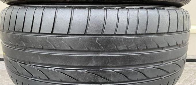 Bridgestone Potenza RE050A 245/45 R18