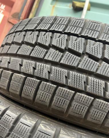 Dunlop Winter Maxx WM01 215/50 R17