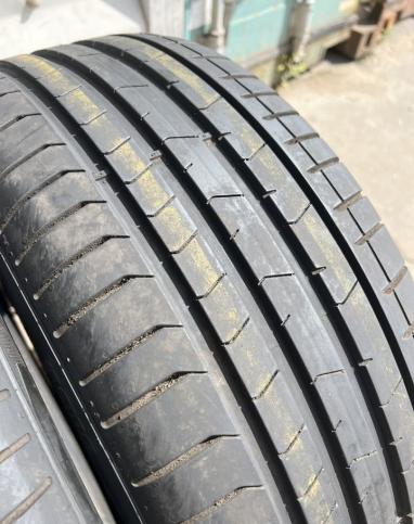 Pirelli P Zero PZ4 245/45 R18