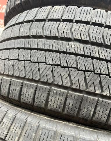 Bridgestone Blizzak VRX2 245/50 R18