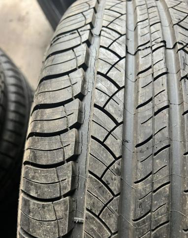 Michelin Latitude Tour HP 235/65 R17