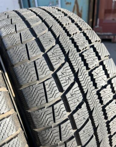 Toyo Winter Tranpath MK3 225/55 R17