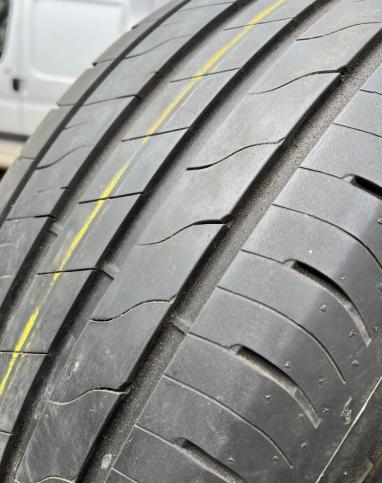 Goodyear EfficientGrip 2 SUV 275/60 R20