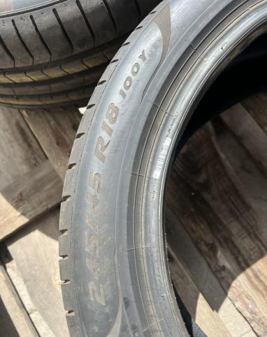 Pirelli P Zero PZ4 245/45 R18