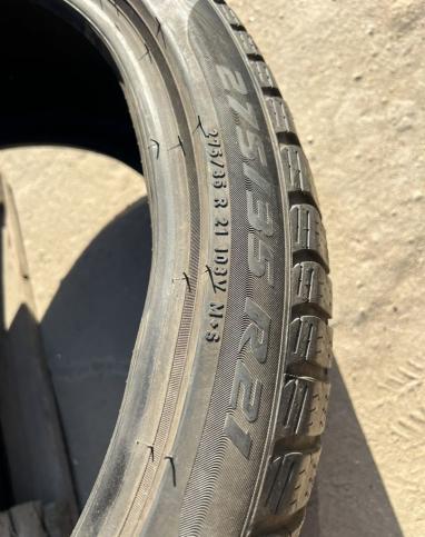 Pirelli Winter Sottozero 3 275/35 R21