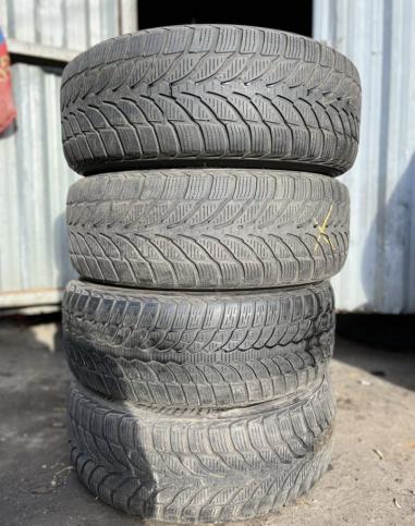 Bridgestone Blizzak LM-32 225/55 R17