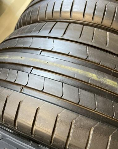 Pirelli P Zero PZ4 275/40 R21