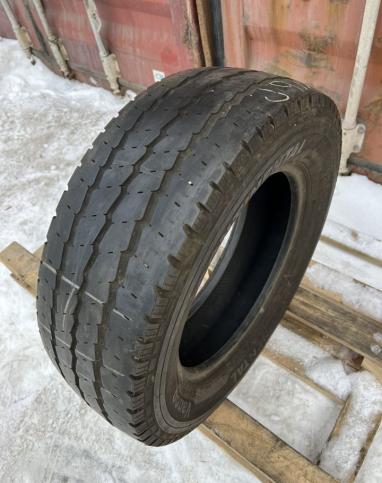 Continental Vanco 8 225/65 R16C