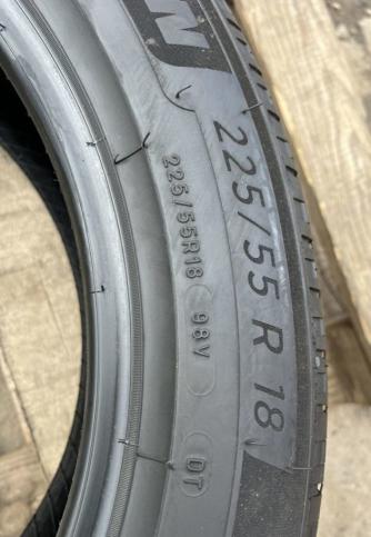 Michelin Primacy Tour A/S 225/55 R18