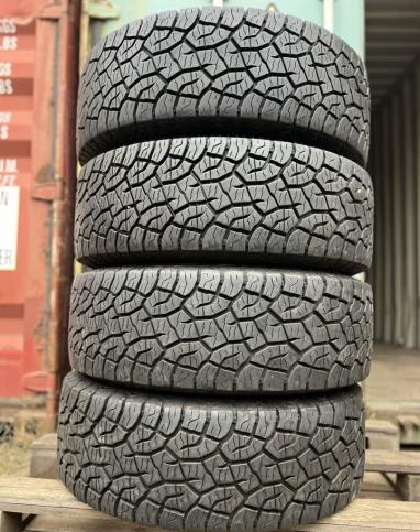 Kumho Road Venture AT52 275/70 R17