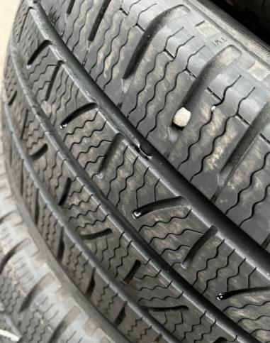 Pirelli Carrier Winter 215/65 R16C