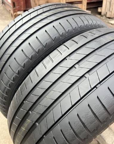 Bridgestone Turanza T005 225/40 R18