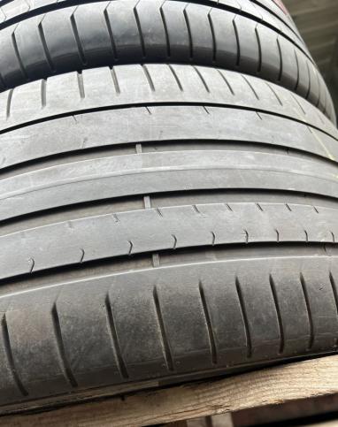 Pirelli P Zero PZ4 275/35 R20