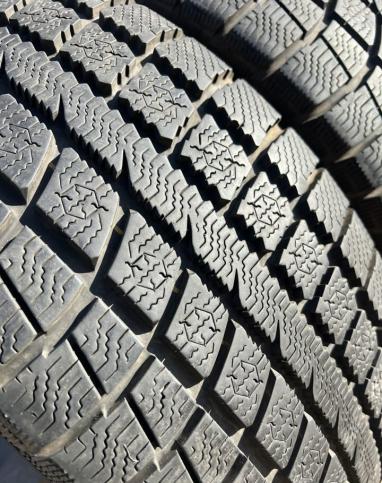 Toyo Winter Tranpath MK3 225/55 R17