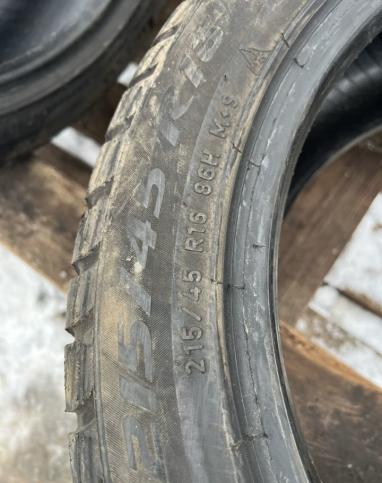 Pirelli Winter Sottozero 3 215/45 R16