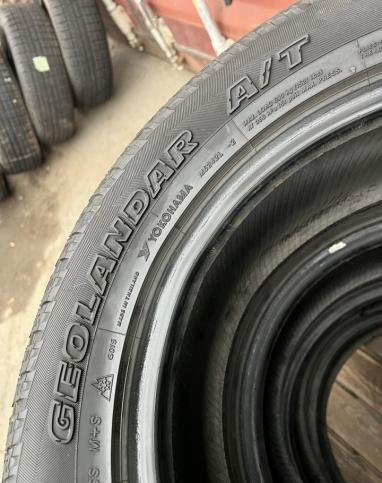 Yokohama Geolandar A/T G015 215/60 R16